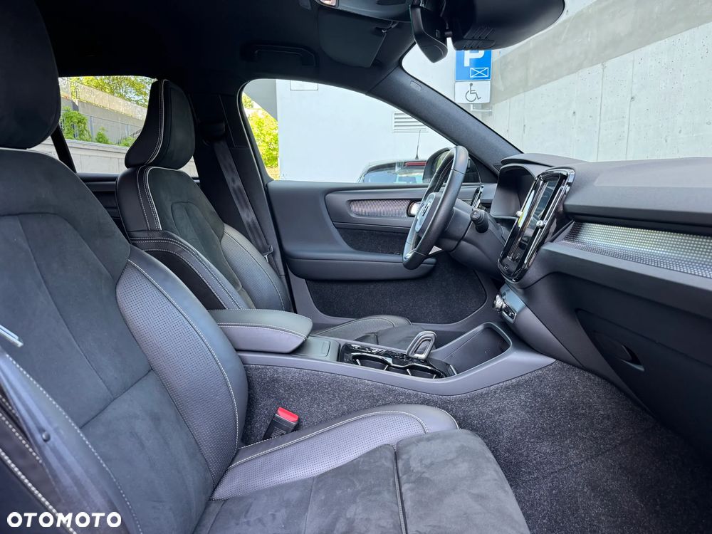 Volvo XC 40 T4 R-Design - 19