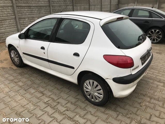 Klapa tylna kompletna Peugeot 206 biała Wągrowiec - 3