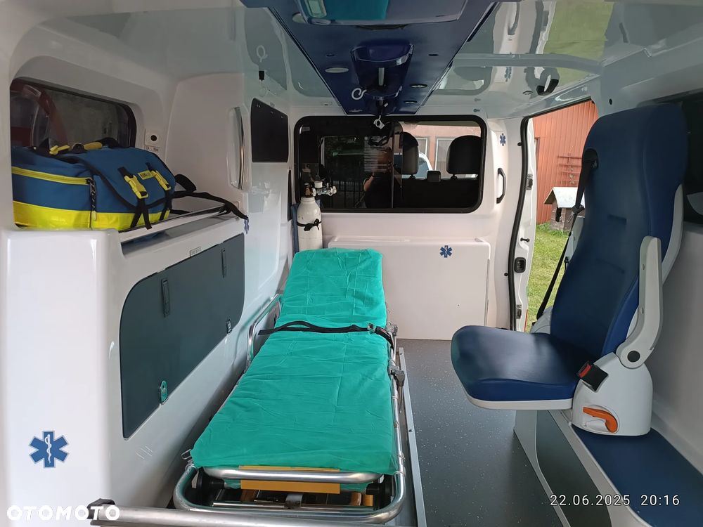 Renault Trafic - 19