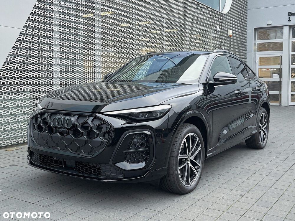 Audi Q5 Sportback - 8