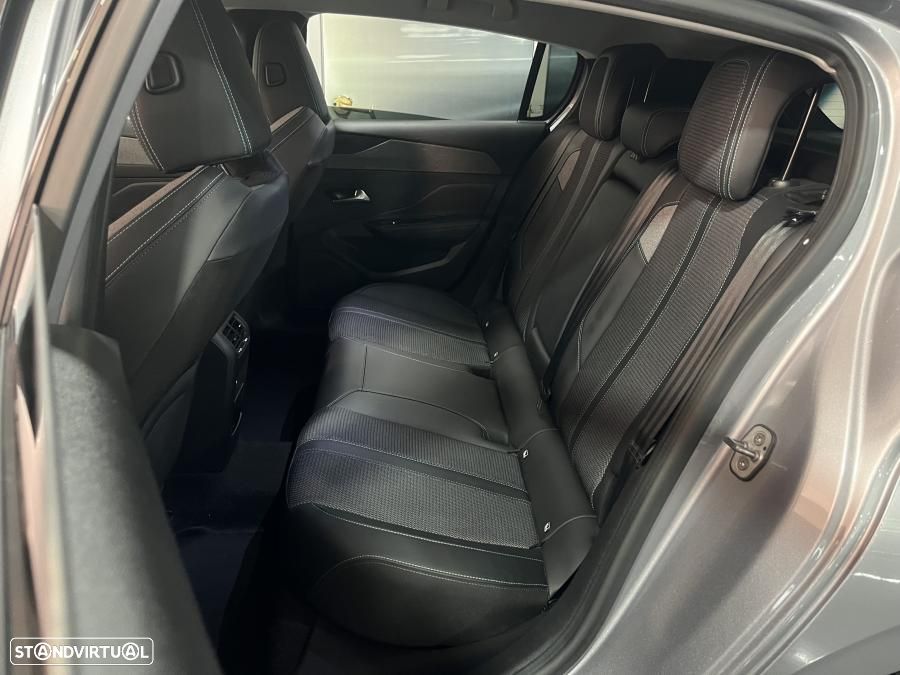 Peugeot 308 1.2 PureTech Allure Pack - 22