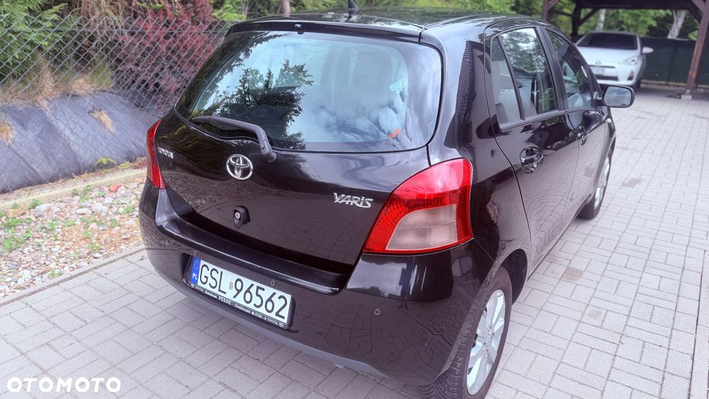 Toyota Yaris 1.33 VVT-i Edition - 10