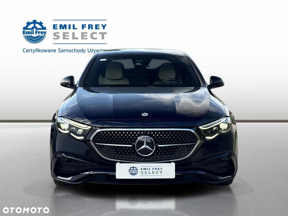 Mercedes-Benz Klasa E - 9