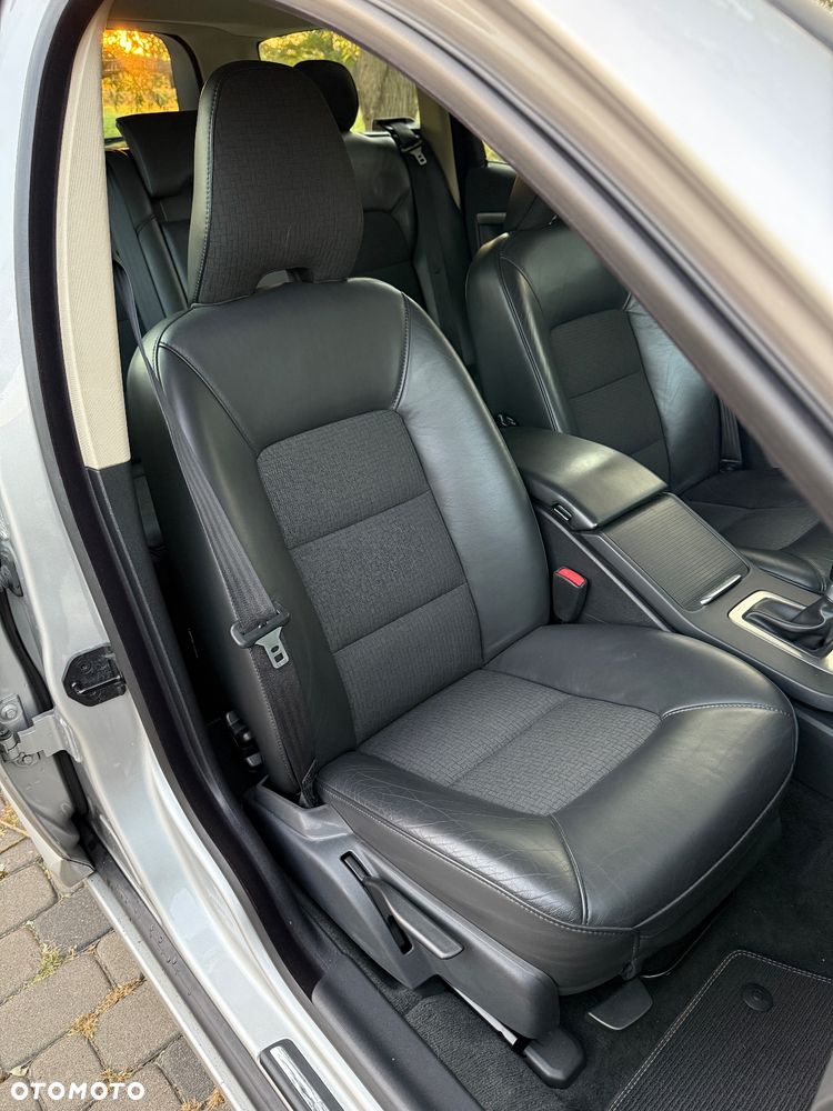 Volvo V70 2.0D Momentum - 32