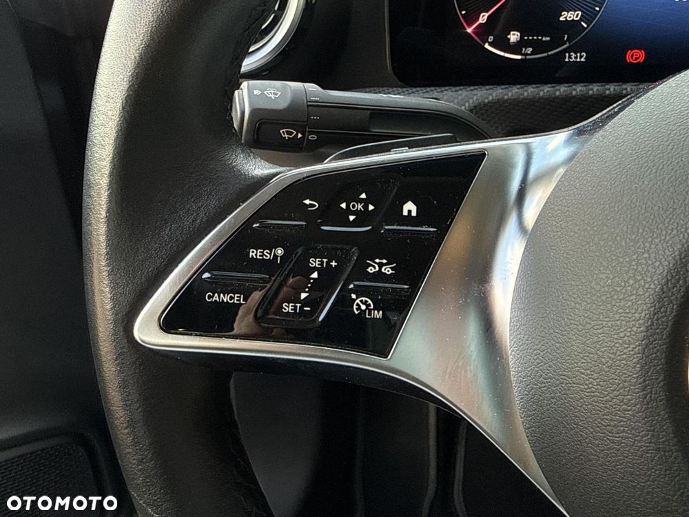 Mercedes-Benz CLA - 26