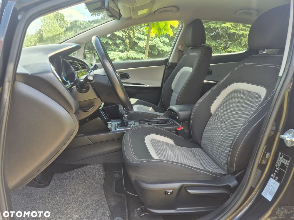 Kia Ceed 1.6 GDI Spirit - 13