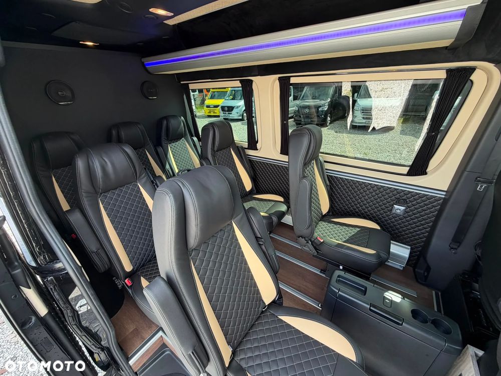 Mercedes-Benz Sprinter 319 - 14