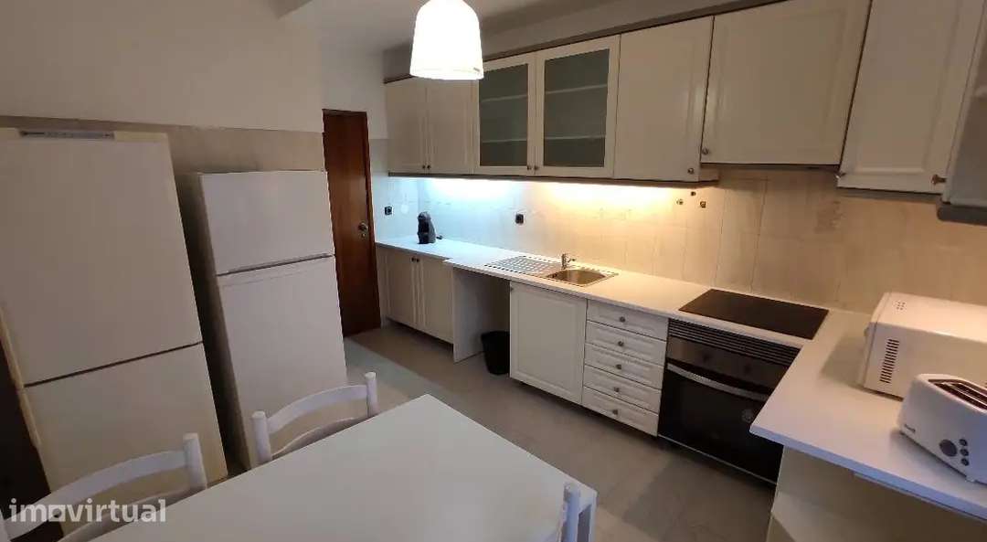 Quarto mobilado para arrendamento perto da Makro - Grande imagem: 4/8