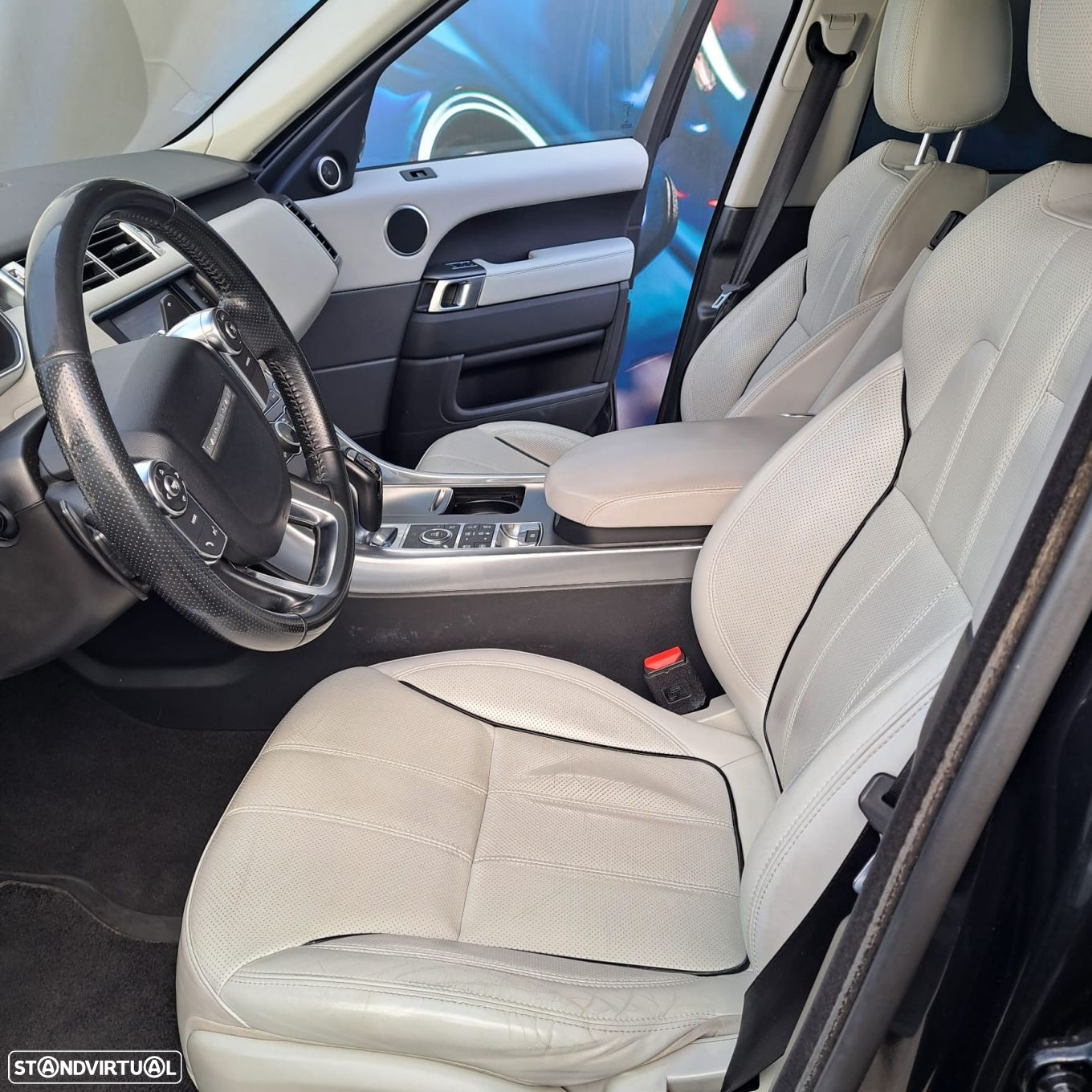 Land Rover Range Rover Sport - 21
