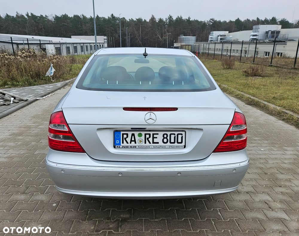 Mercedes-Benz Klasa E - 19