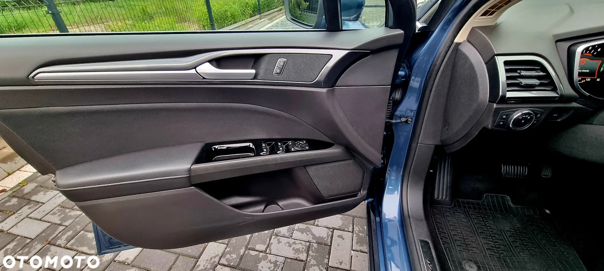 Ford Mondeo 2.0 EcoBlue Titanium - 36
