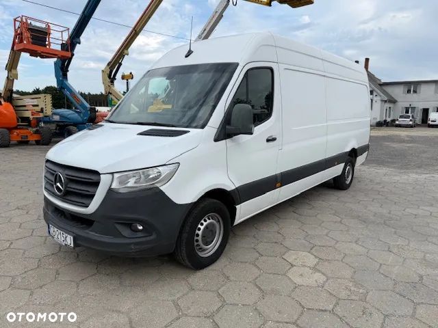 Mercedes-Benz SPRINTER - 3