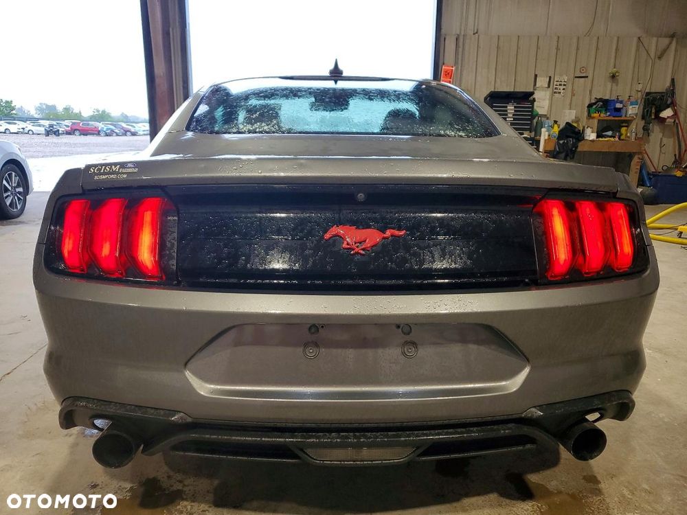 Ford Mustang 2.3 EcoBoost - 6