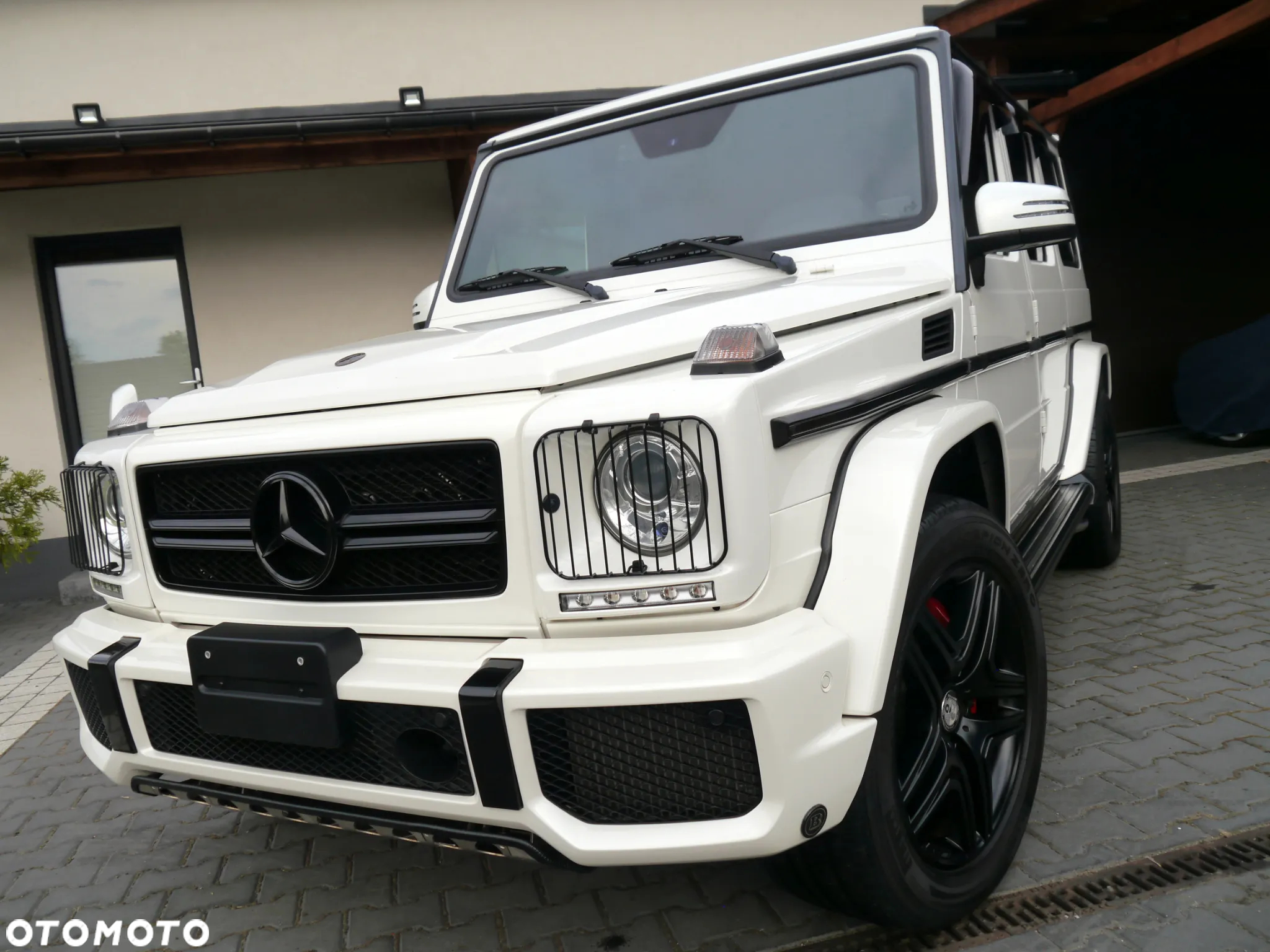 Mercedes-Benz Klasa G 63 AMG L - 17
