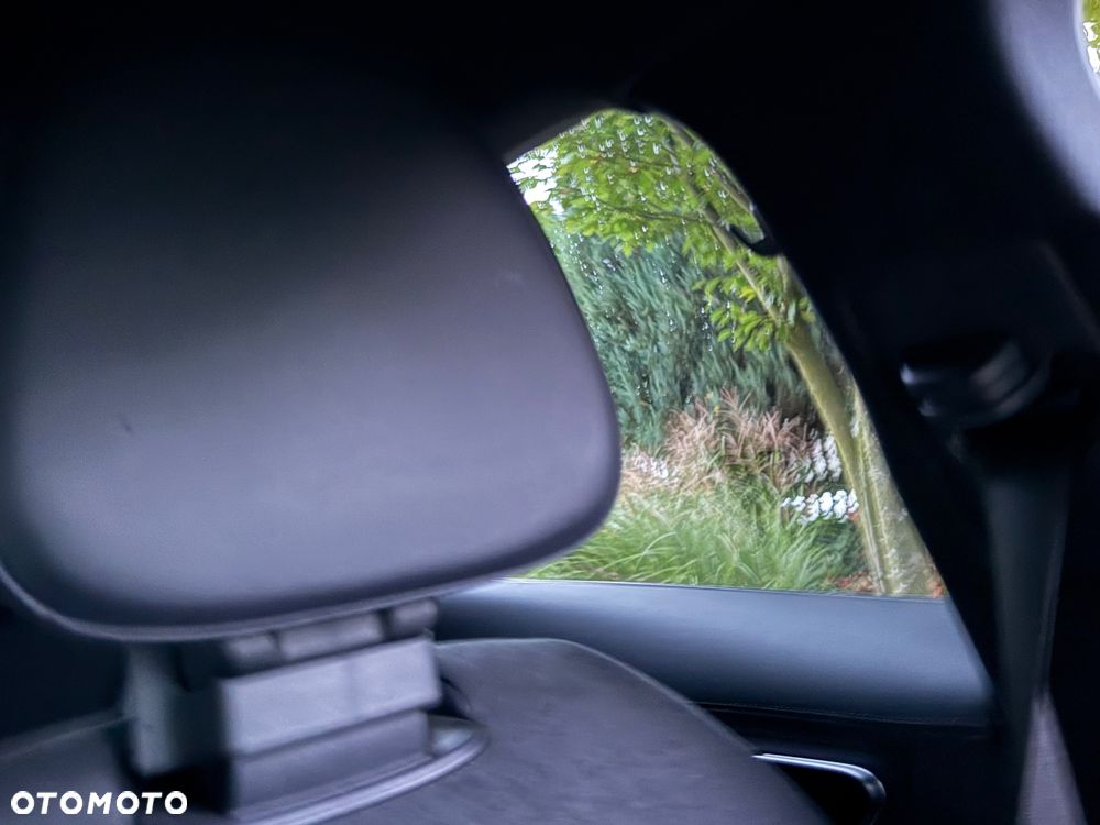 Mercedes-Benz Klasa C 220 d mHEV 4-Matic AMG - 23