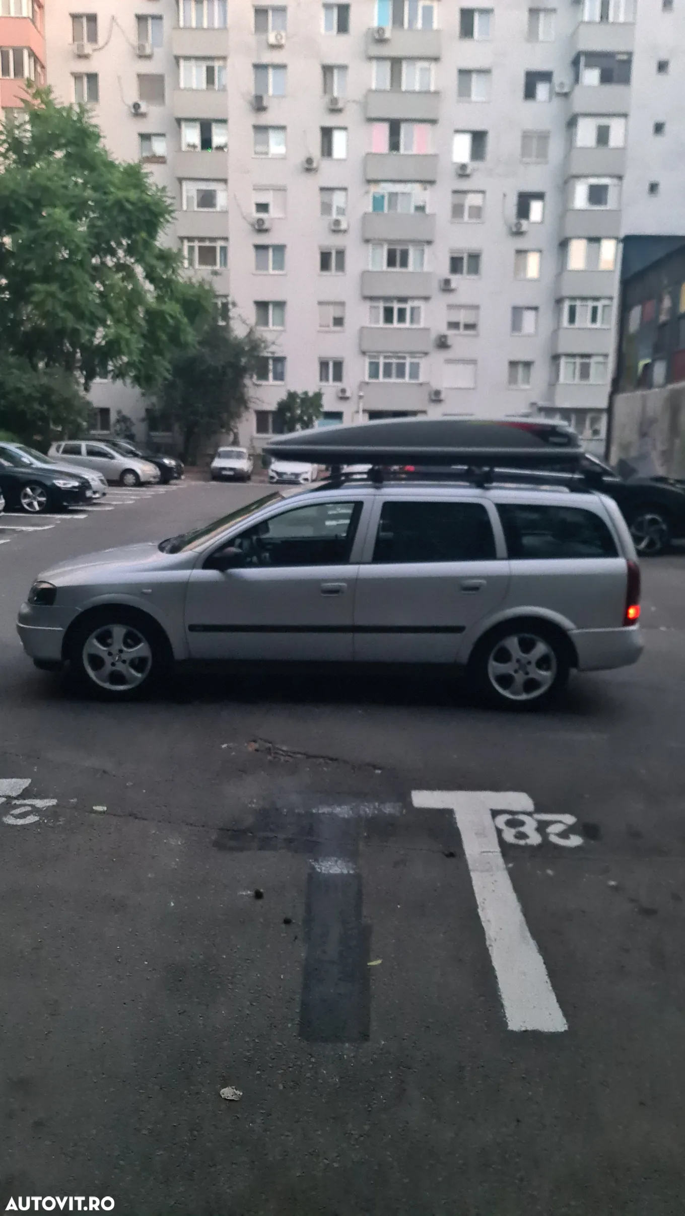 Opel Astra Classic Caravan 1.6i - 11