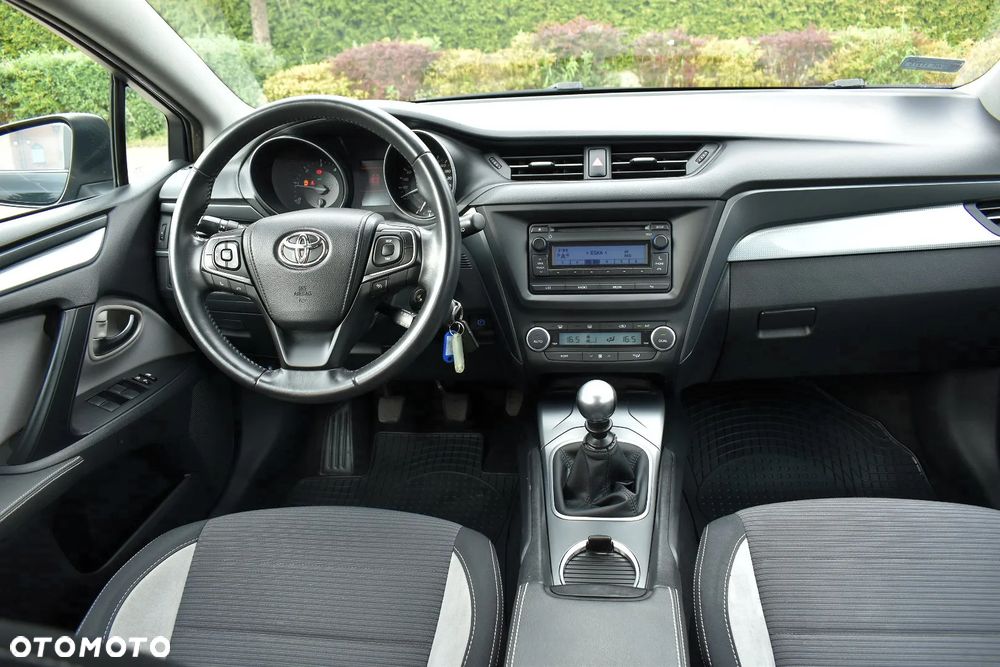Toyota Avensis 2.0 D-4D Active Business - 13