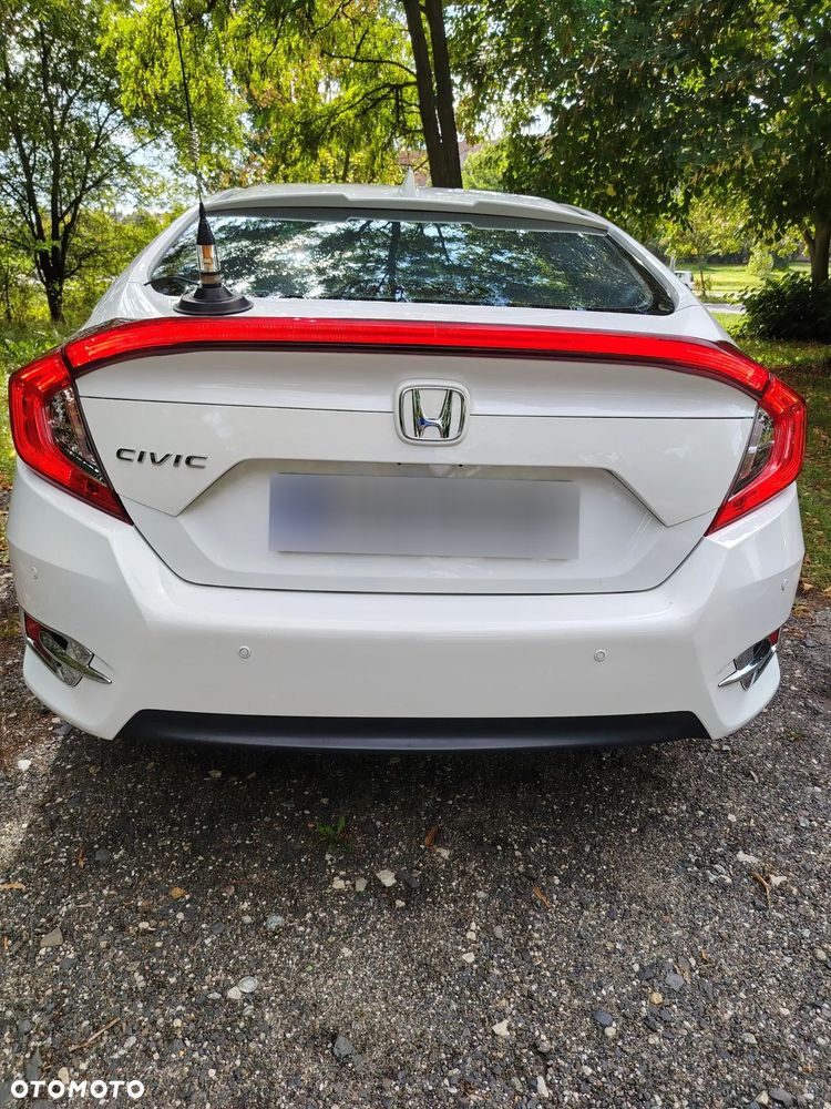 Honda Civic 2018 photo 3