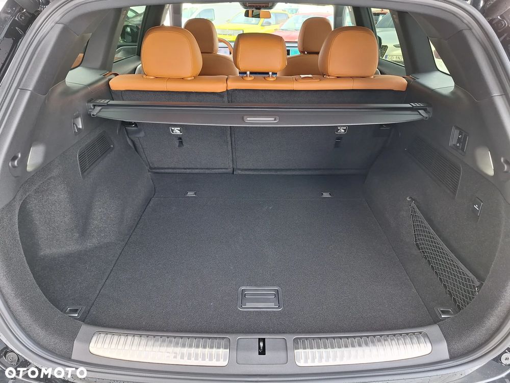 XPeng G9 94.6 kWh RWD Long Range - 13