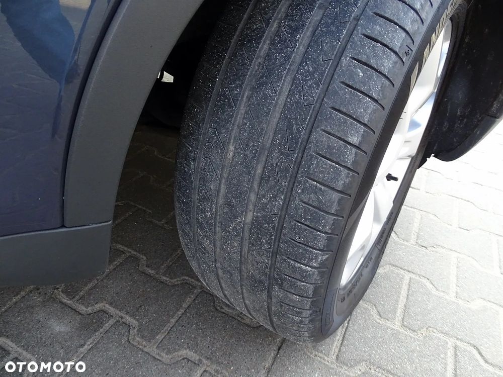 Ford Kuga 2.0 TDCi 2x4 Champions Edition - 24