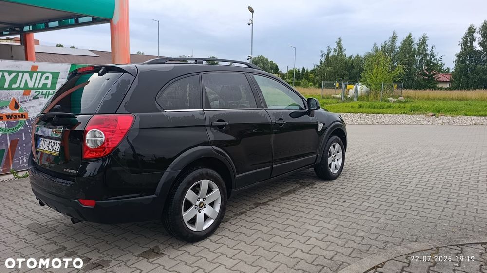 Chevrolet Captiva 2.0 d LT base 5os - 3