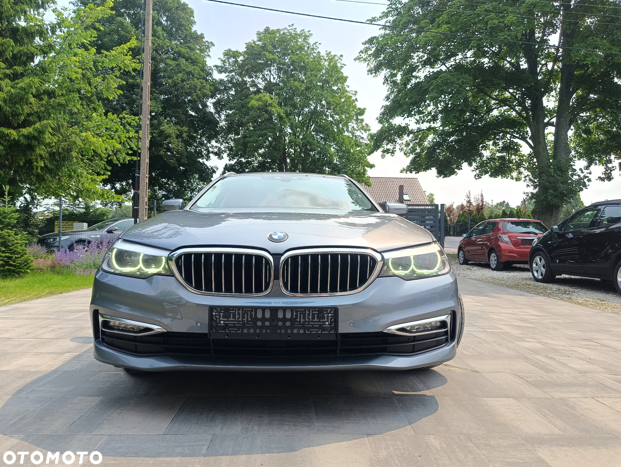 BMW Seria 5 525d Touring Luxury Line - 2
