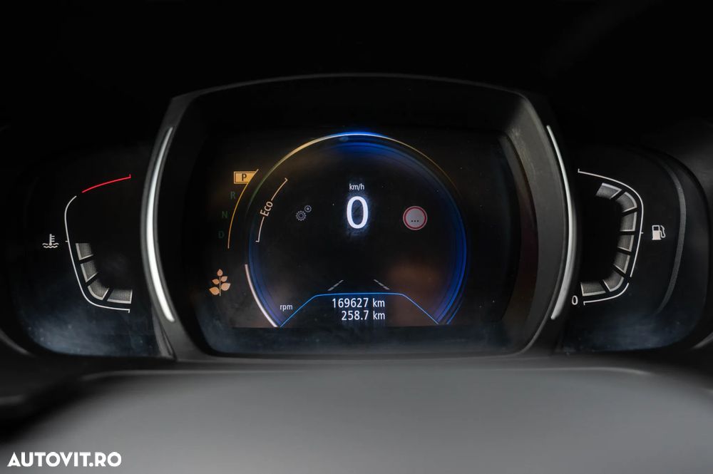 Renault Kadjar BLUE dCi 115 EDC INTENS - 24