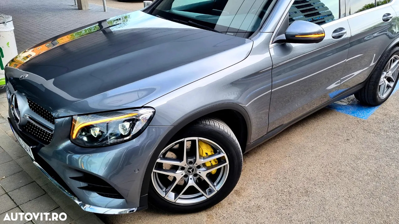 Mercedes-Benz GLC Coupe 250 4Matic 9G-TRONIC AMG Line - 10