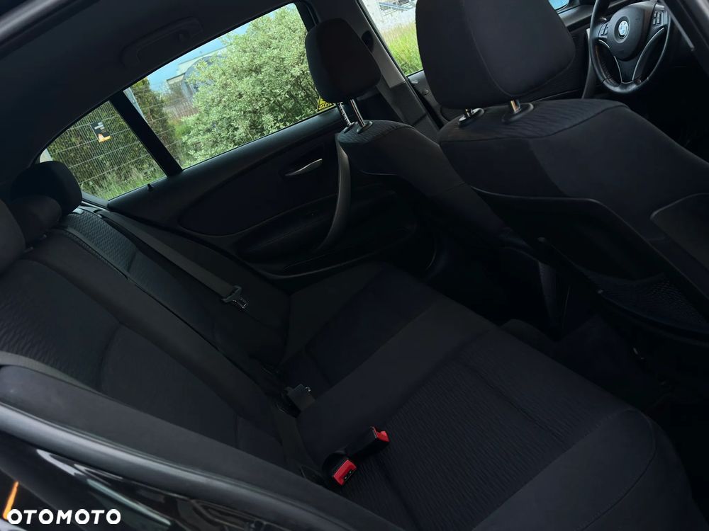 BMW Seria 1 118d - 13