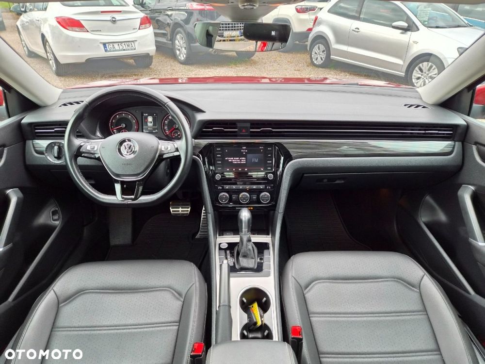 Volkswagen Passat - 7