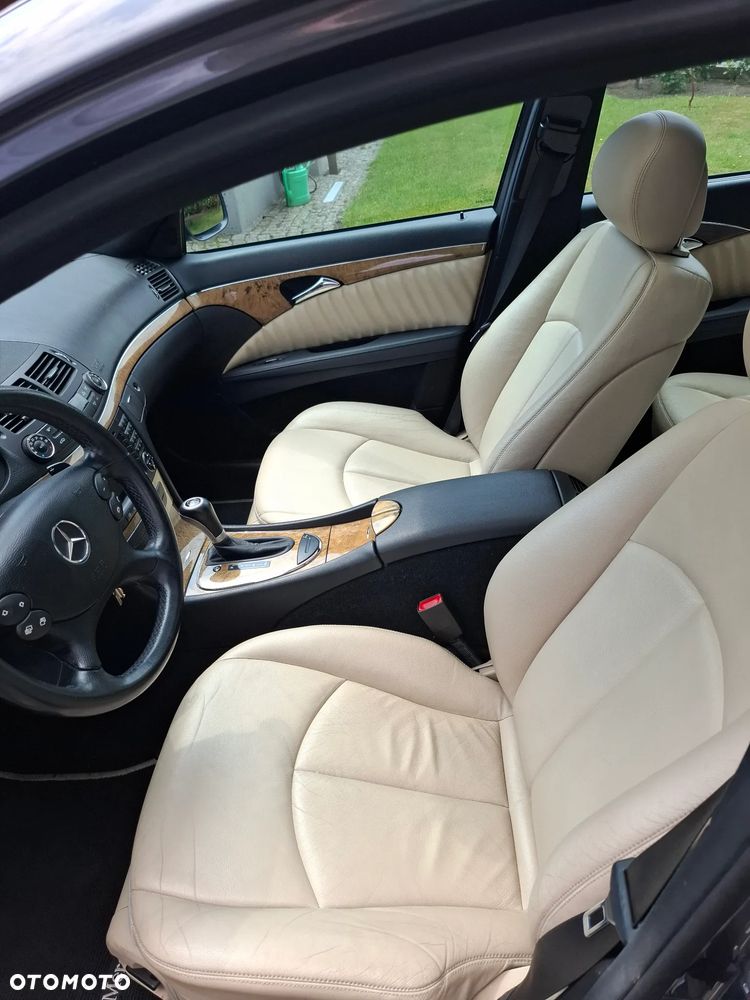 Mercedes-Benz Klasa E - 12