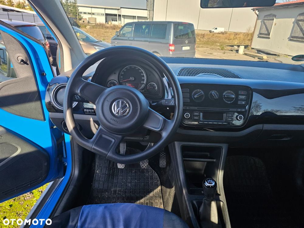 Volkswagen up! club - 12