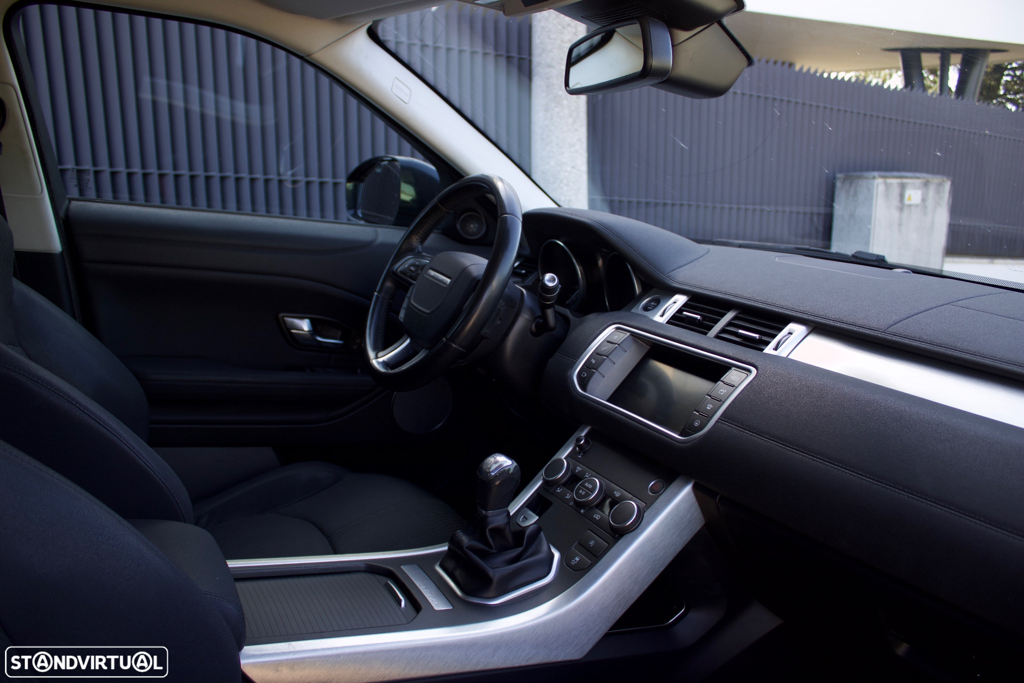 Land Rover Range Rover Evoque 2.0 eD4 Pure - 5