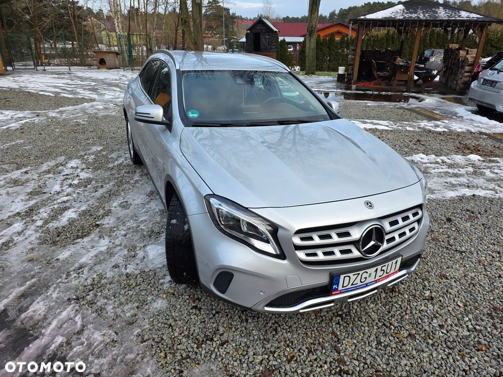 Mercedes-Benz GLA 220 4-Matic Style - 11