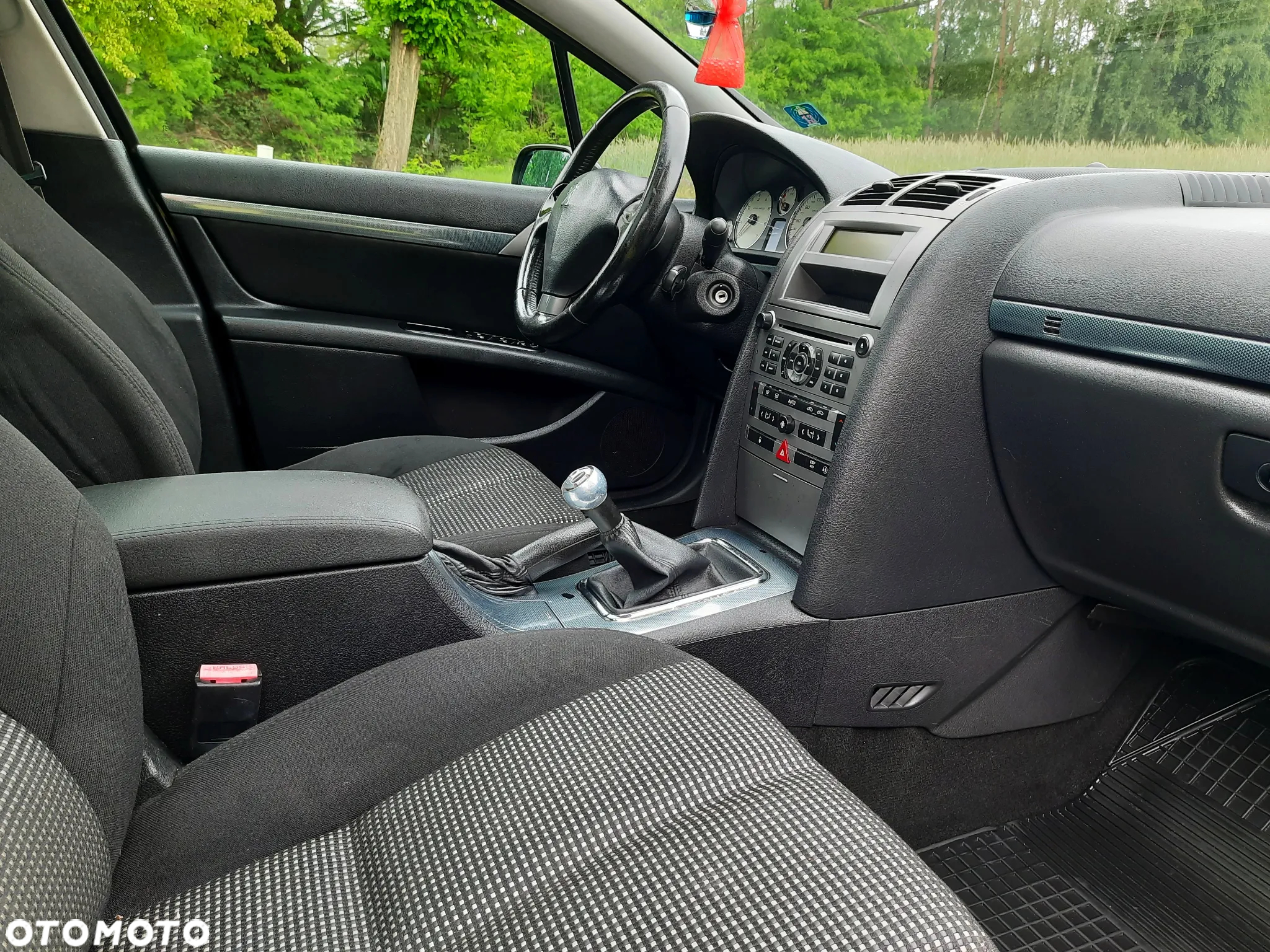 Peugeot 407 SW 140 Esplanade - 26