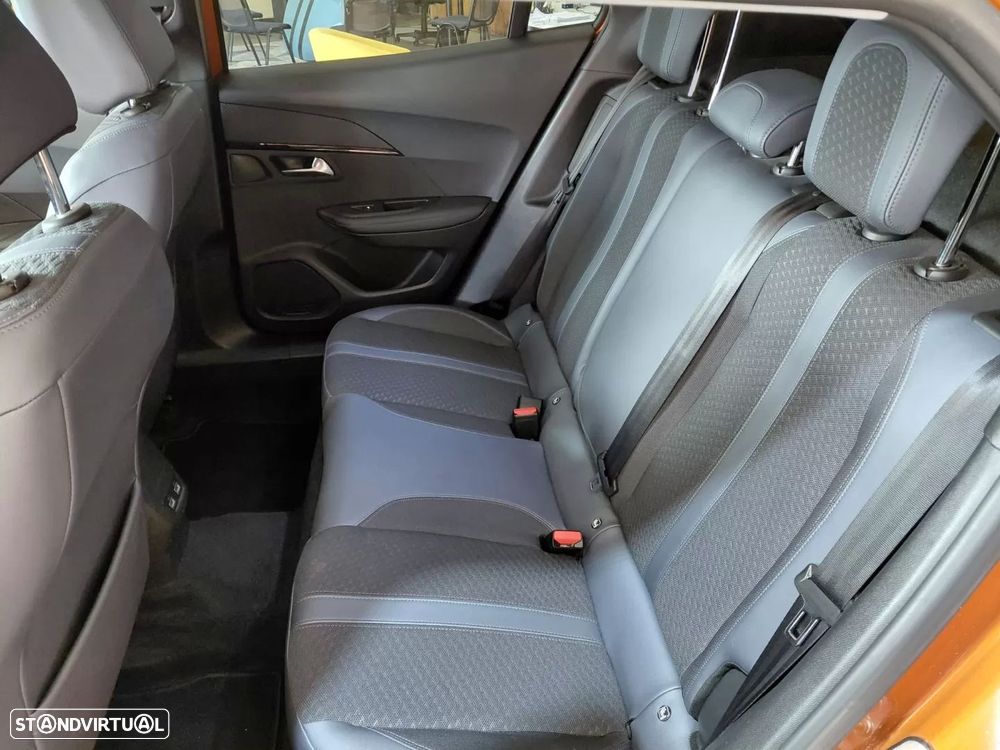 Peugeot e-2008 50 kWh Allure Pack - 21