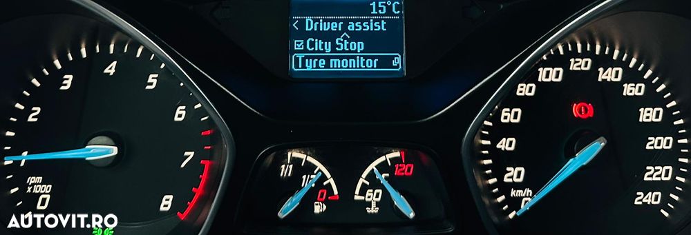 Ford Focus 1.0 EcoBoost Start-Stopp-System Business Edition - 27