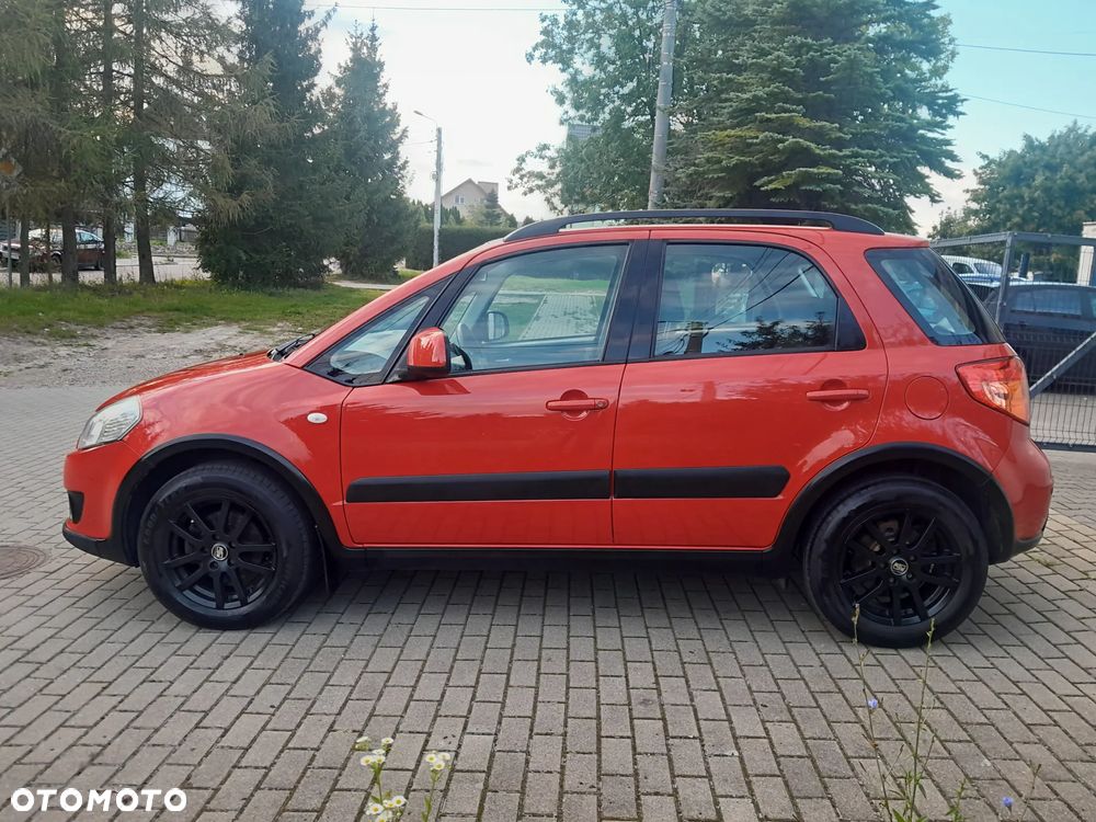 Suzuki SX4 1.6 VVT 4x2 Comfort - 2