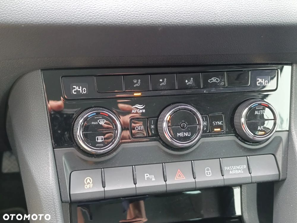 Skoda Karoq 1.5 TSI ACT Ambition DSG - 34