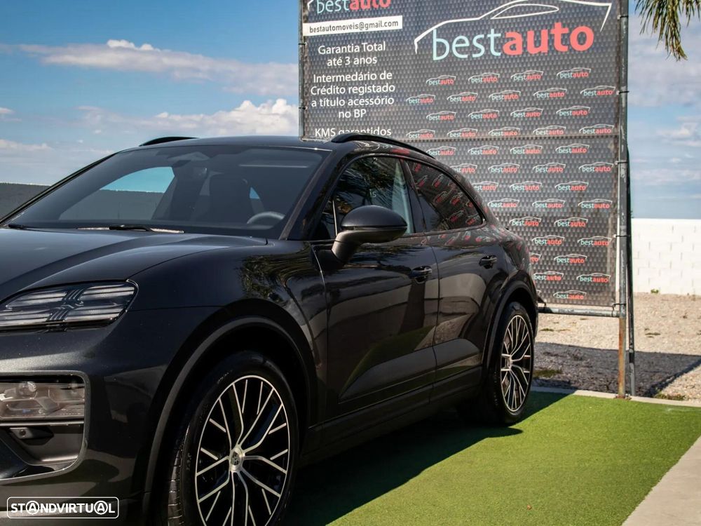 Porsche Macan Electric 4S - 4
