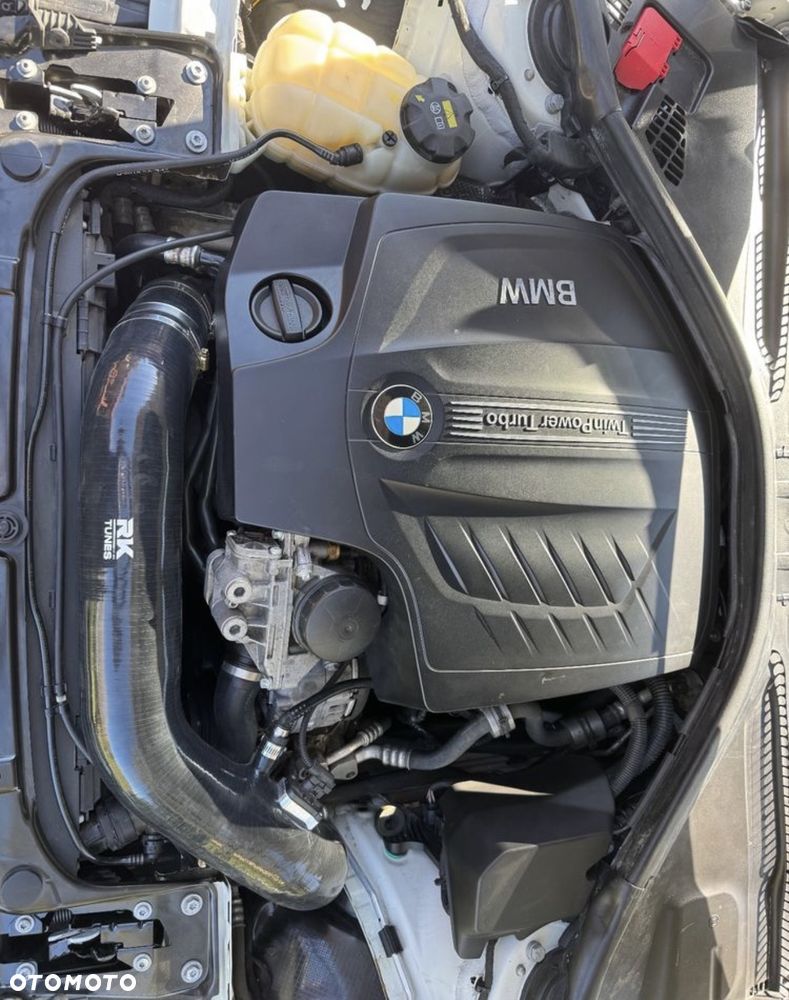 BMW Seria 3 335i Sport Line - 24