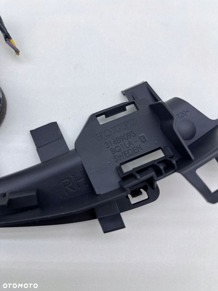 VOLVO XC40 GŁOŚNIK MOCOWANIE PRAWY PRZÓD 31456836 31489093 - 3