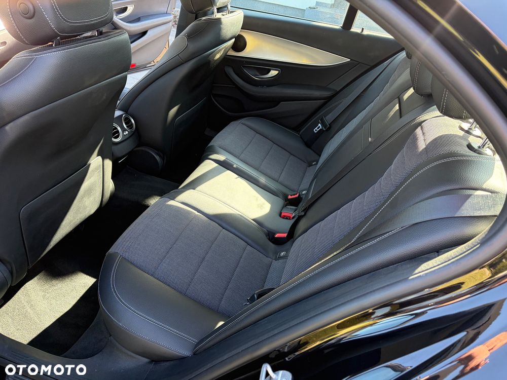 Mercedes-Benz Klasa E 200 9G-TRONIC Avantgarde - 15