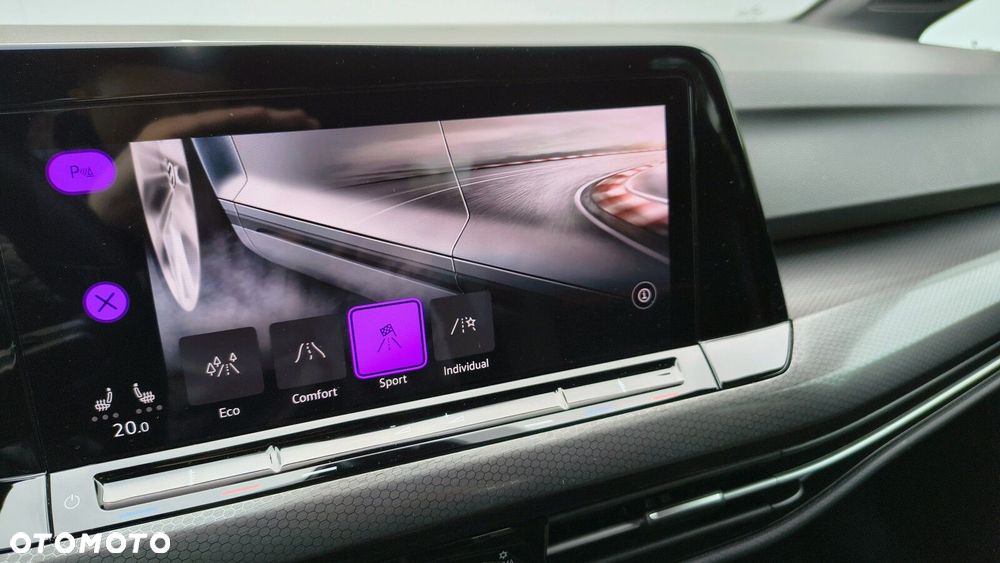 Volkswagen Golf - 25