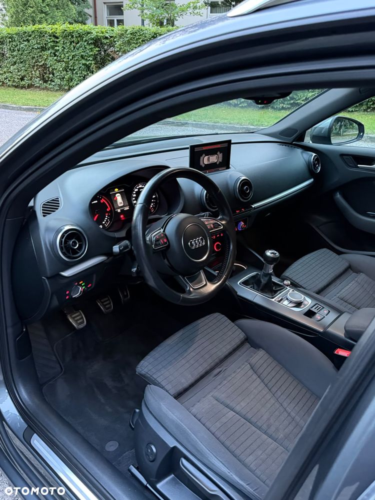 Audi A3 Sportback - 14