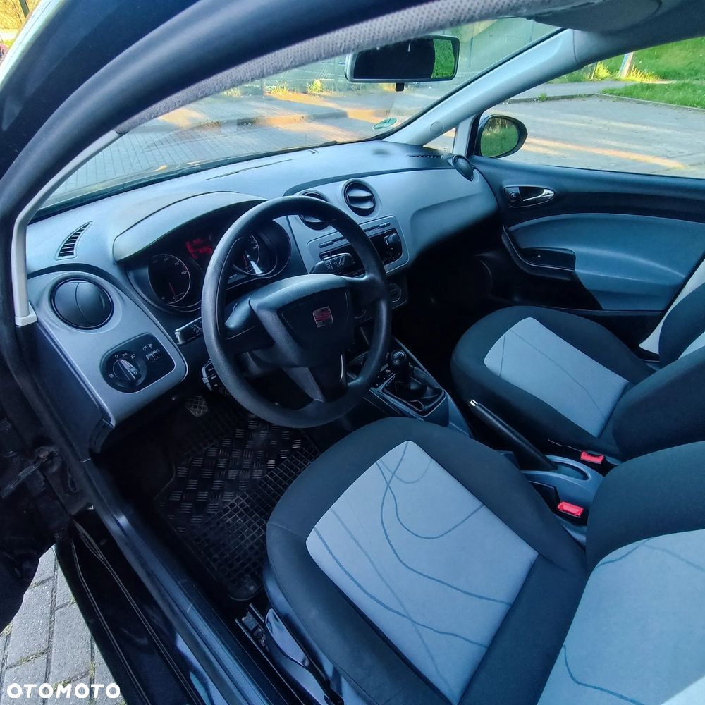 Seat Ibiza 1.4 16V Reference - 17