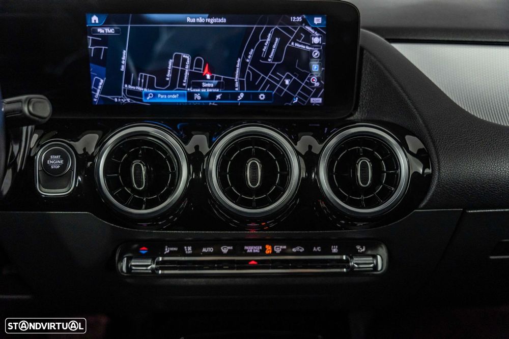 Mercedes-Benz GLA 250 e Progressive - 25