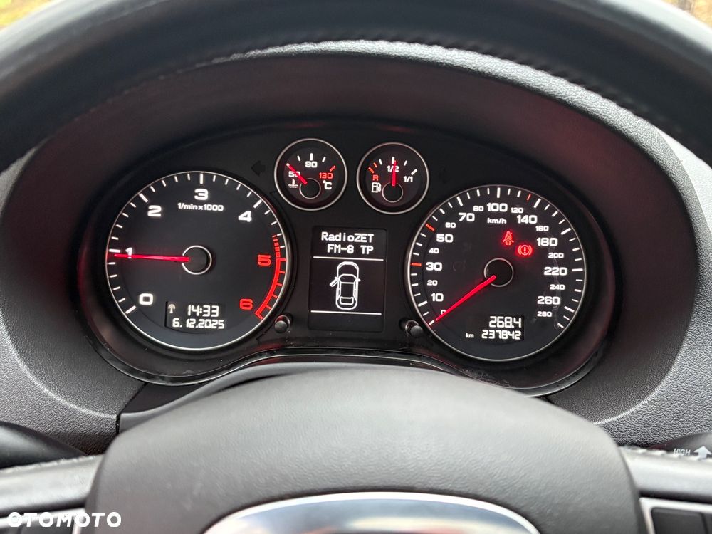 Audi A3 Sportback 2.0 TDI DPF S line Sportpaket - 15