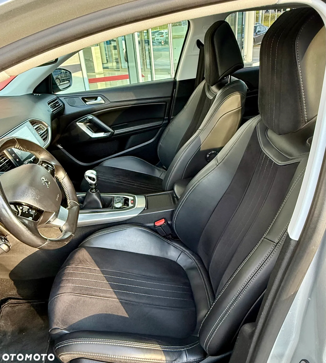 Peugeot 308 1.2 PureTech GPF Allure Pack S&S - 15