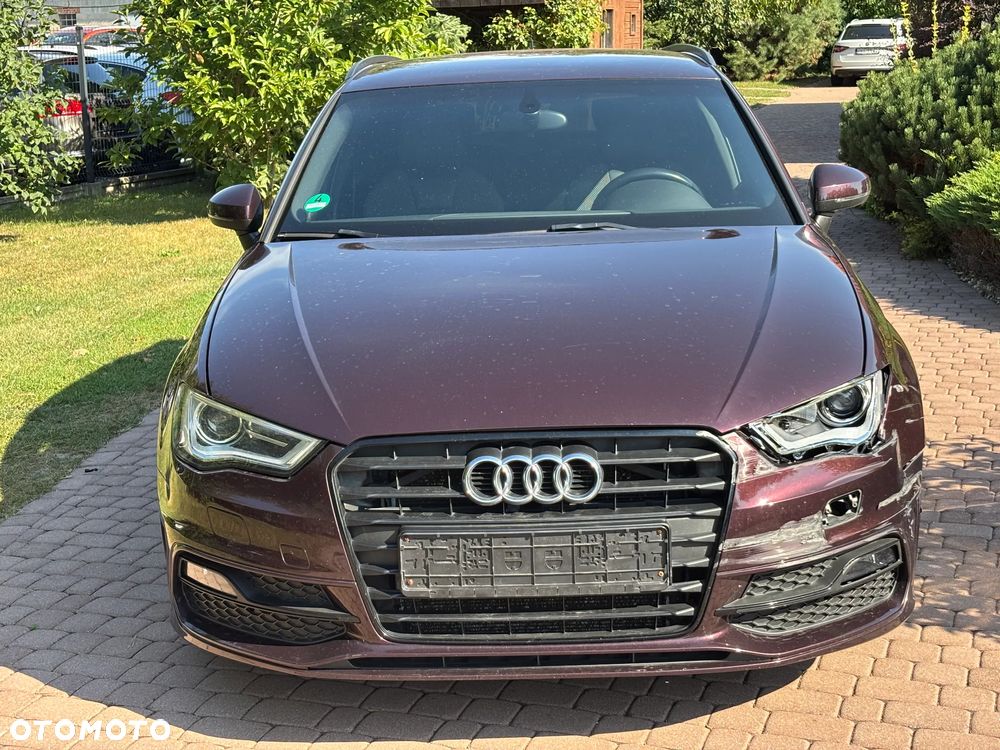 Audi A3 Sportback 2.0 TDI S line Sportpaket - 4